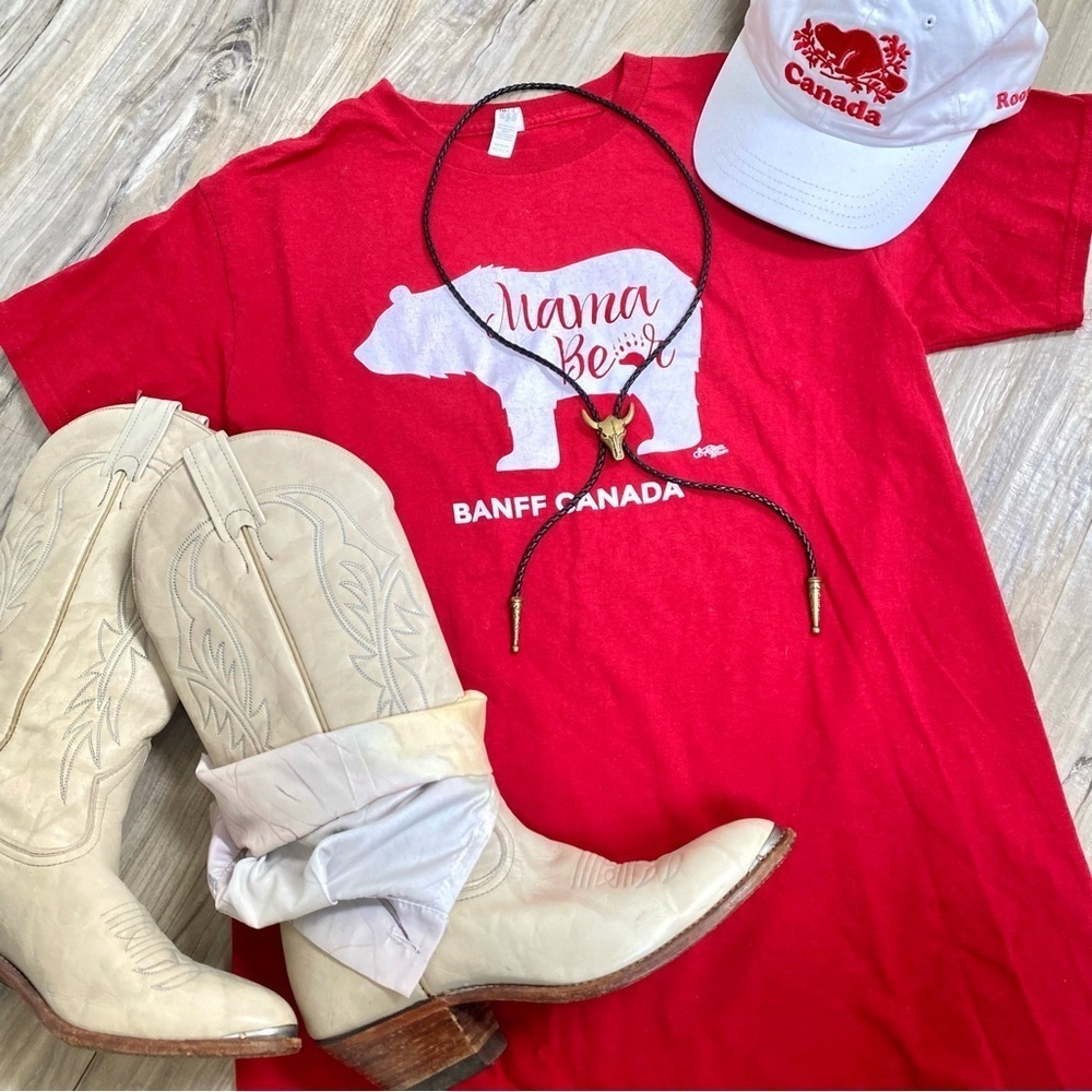 MAMA BEAR BANFF CANADA t shirt w cabin cottage vibe